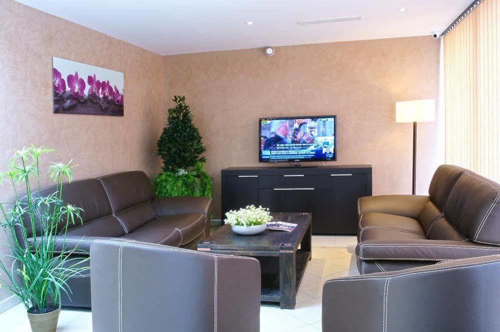 Hotel Paris Pacific Paris-Villejuif- Pres Du Metro L'Hay Les Roses Ligne 14 - Direct Paris-Aeroport Orly Et Institut Gustave Roussi Экстерьер фото